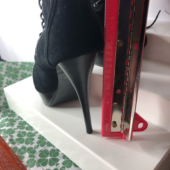 Baker Suede Stiletto Boots Brand New!! - Picture 14 of 14